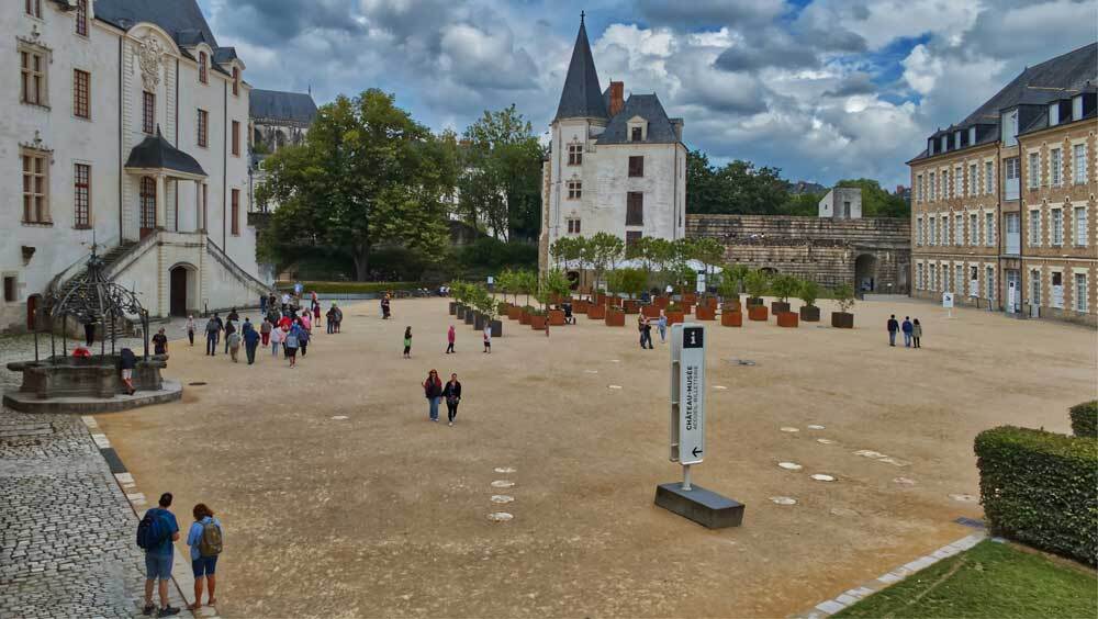 chateau-des-ducs-de-bretagne-nantes